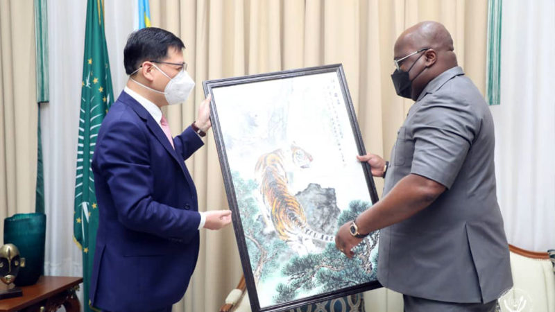 Kinshasa : Félix Tshisekedi échange avec les diplomates Français et Chinois