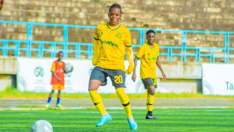 Football Féminin : Olga Tshilombo, le chemin s’éclaircit