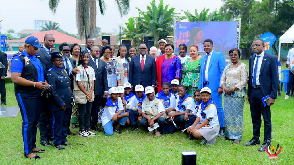 Kinshasa : Jean-Michel Sama Lukonde clôture la quinzaine de l’enfant africain à l’Académie des Beaux arts