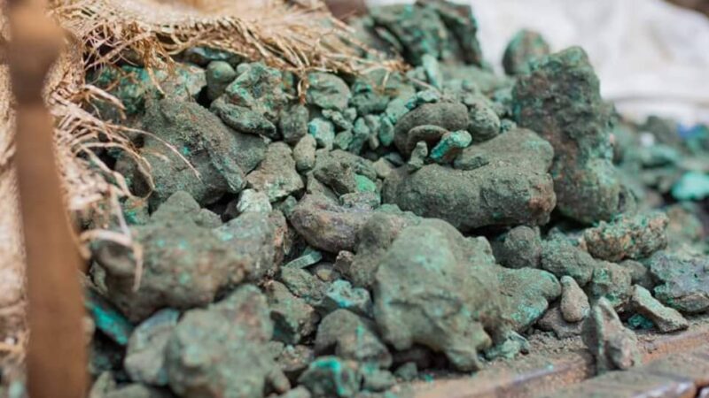 Kasaï-Oriental : Une quantité importante de minerais cuivre malachite interceptée