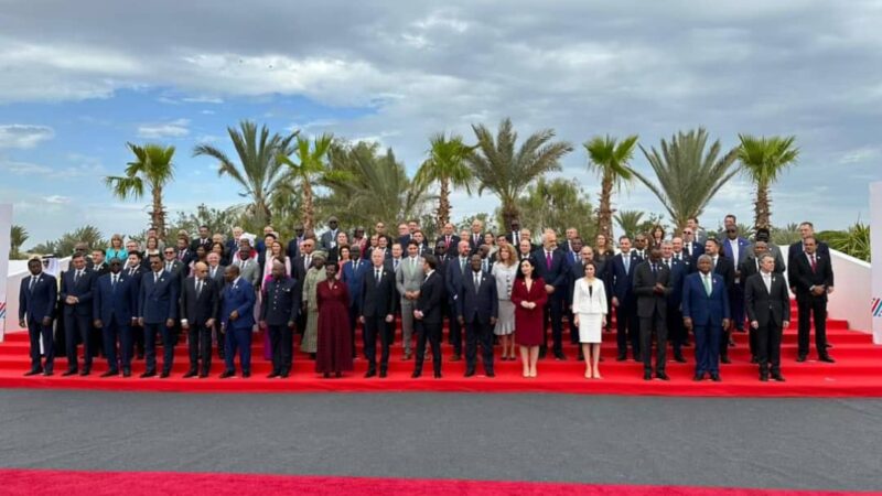 18ème sommet de la Francophonie : Sama Lukonde refuse de s’afficher sur la photo de famille avec Paul Kagame du Rwanda, pays agresseur de la RDC
