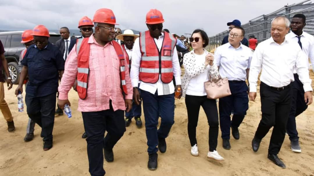 Kinshasa : Julien Paluku inspecte les travaux d’installation des entreprises industrielles dans la zone économique spéciale de maluku