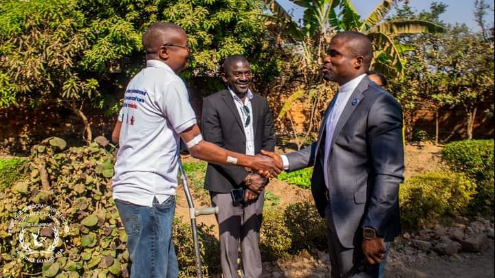 Lubumbashi : Telle la piscine de Bethesda, Checain Malandji Nswana offre un espoir de marcher a un autre compatriote