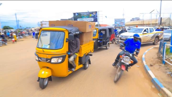 Likasi : Henri Mungomba met en garde les chauffeurs des minibus et tricycles contre la hausse des tarifs en soirée