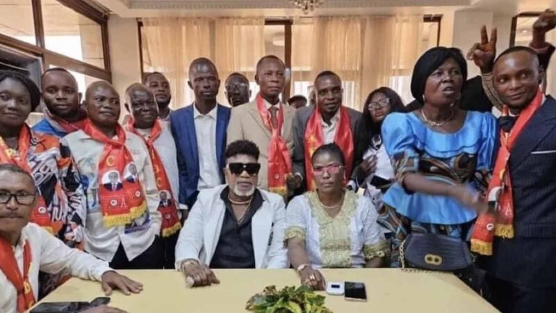 Sud-Ubangi : « Une fois élu au poste de sénateur, je promets de contribuer au développement de la province du Sud-Ubangi » Koffi Olomide