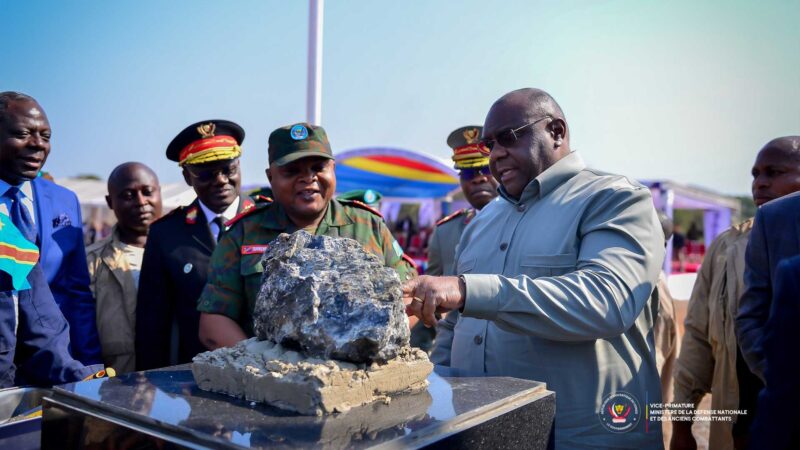 Likasi : Pose de la première pierre du complexe industriel de la défense nationale par Vice-Premier Ministre, Jean-Pierre Bemba
